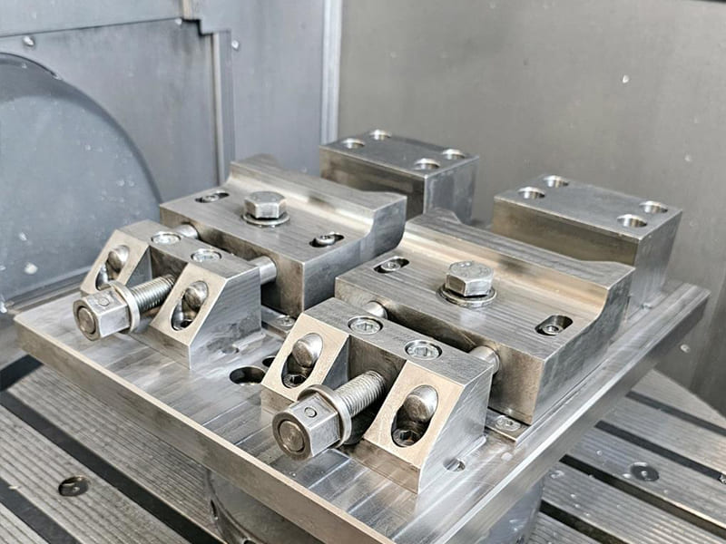 Jigs and Fixtures for CNC Machining 800×600 Jigs and Fixtures for CNC Machining 800x600