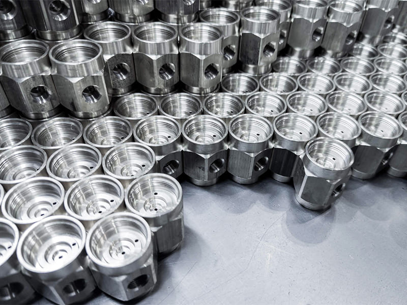 Alloy Steel vs Carbon Steel 800×600 Alloy Steel vs Carbon Steel 800x600