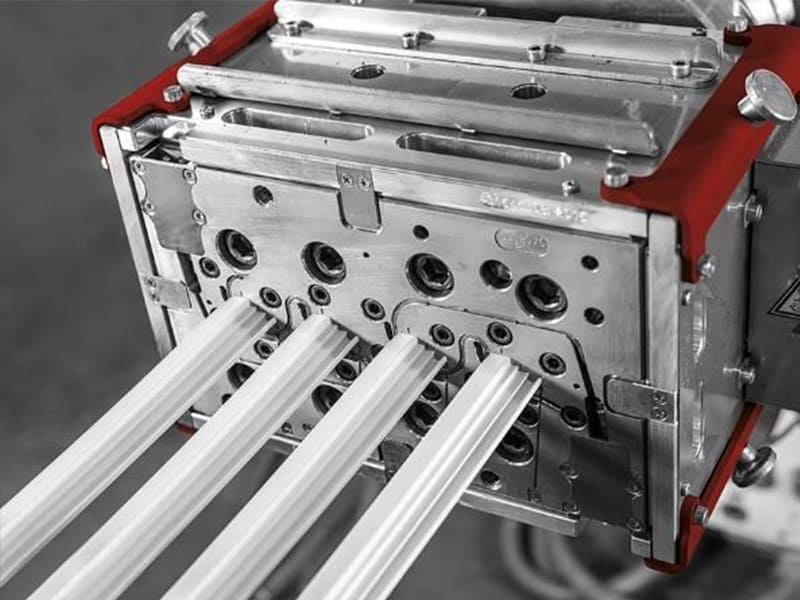 Plastic Extrusion Process 800×400 Plastic Extrusion Process 800x400