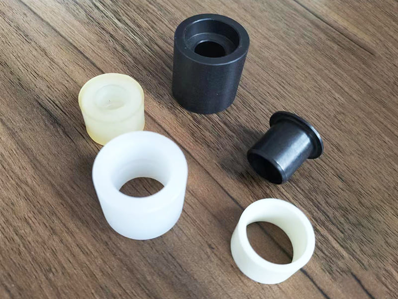 Delrin vs Nylon 800×600 Delrin vs Nylon 800x600